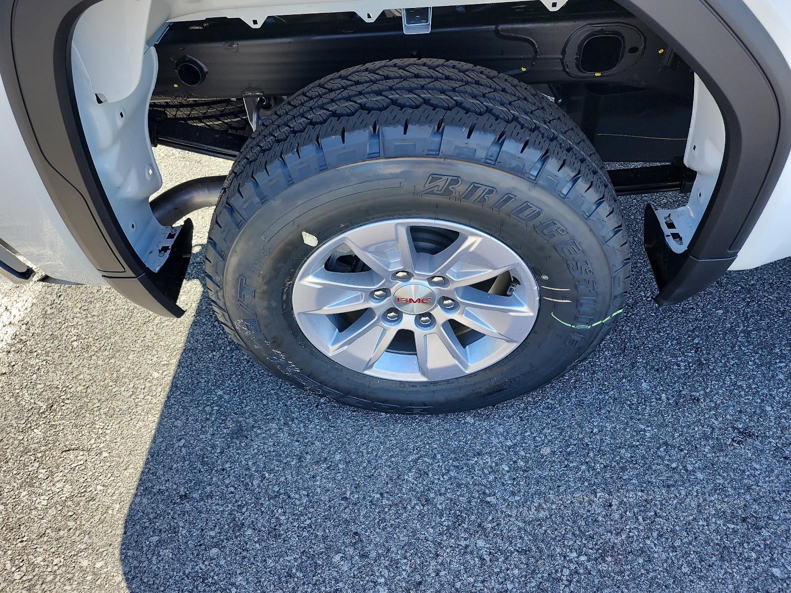 2026 GMC Sierra 1500 Crew Cab Short Box 4-Wheel Drive SLE