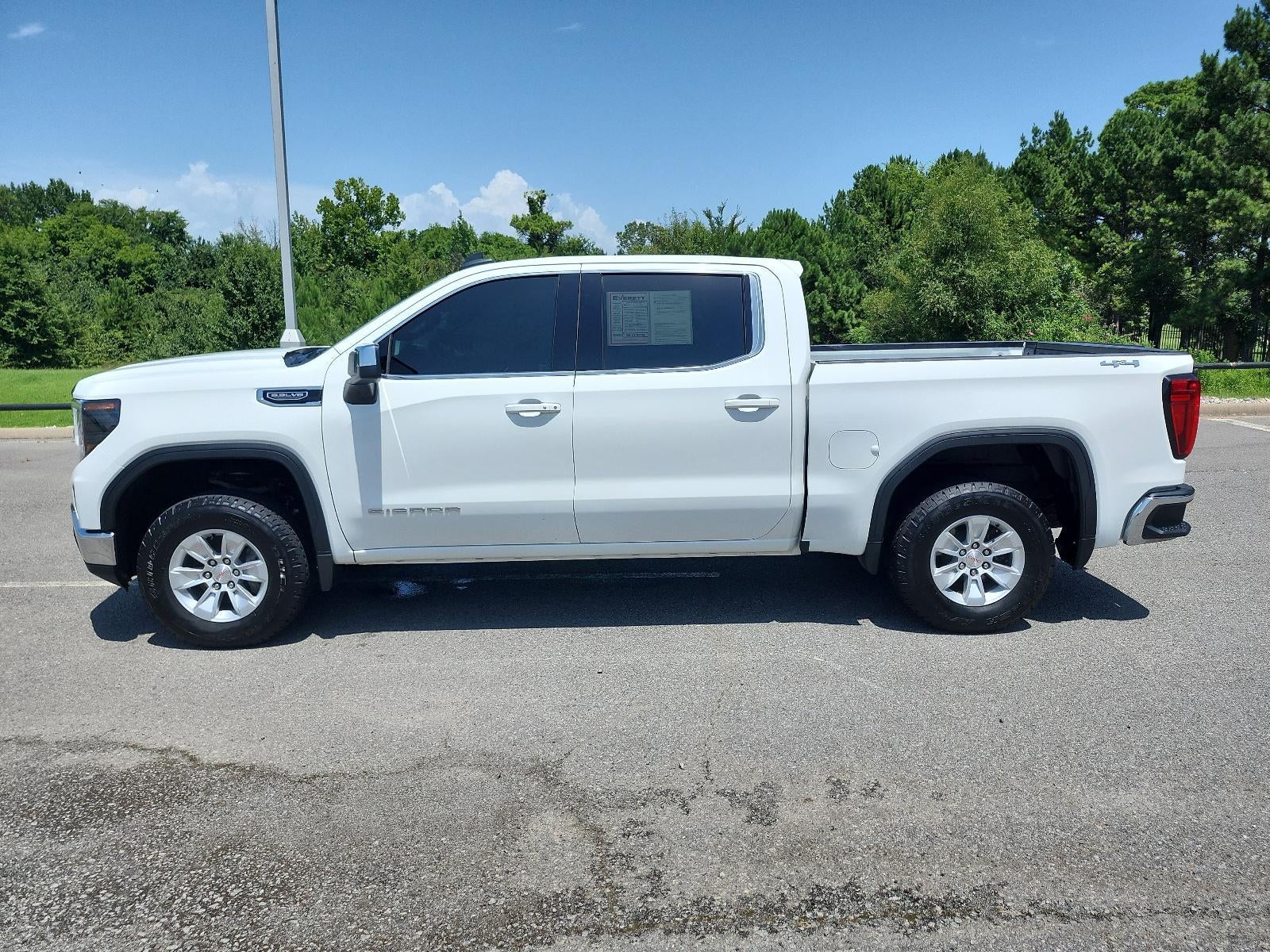2024 GMC Sierra 1500 SLE