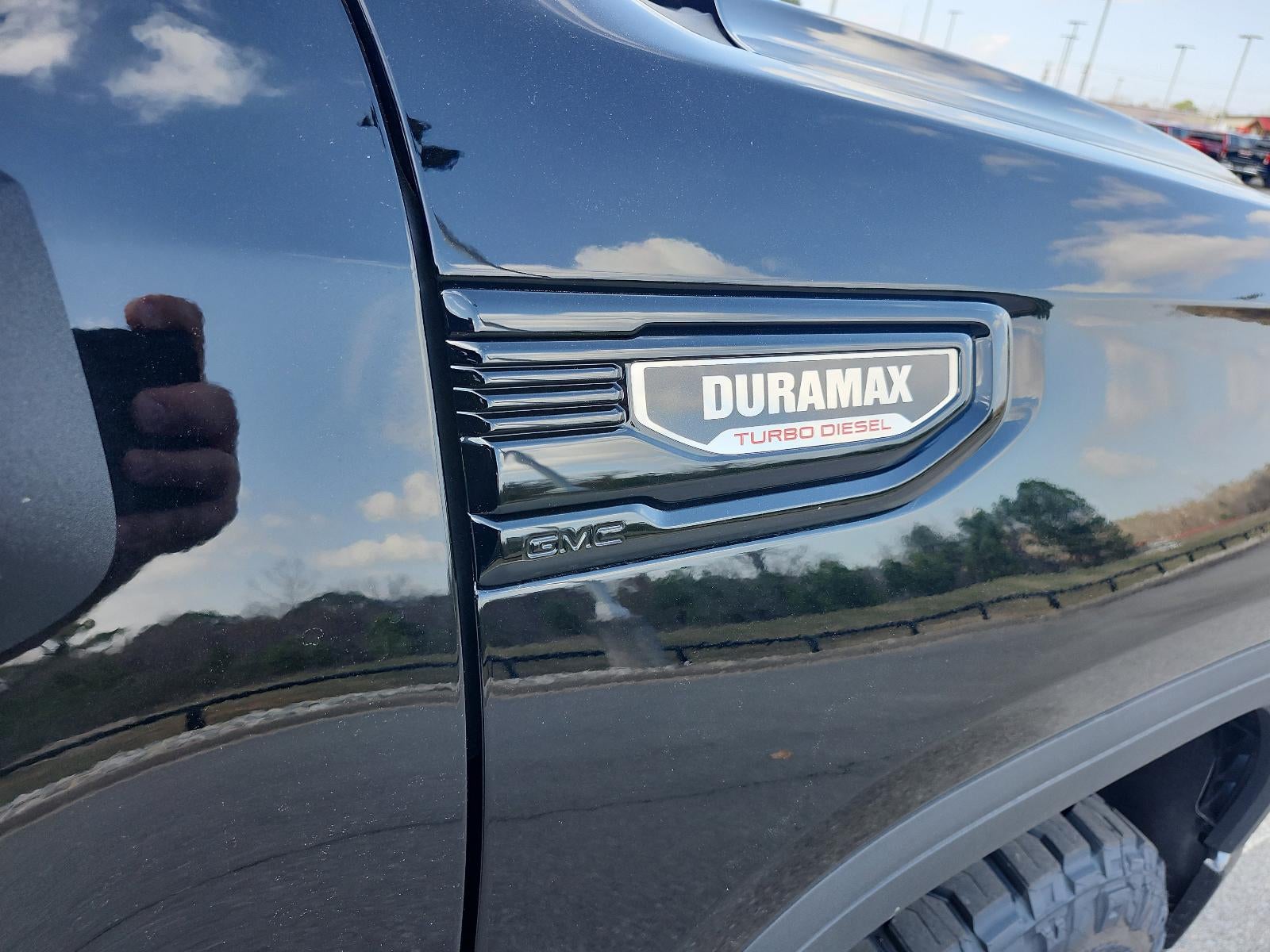 2026 GMC Sierra 1500 Crew Cab Short Box 4-Wheel Drive Elevation 3SB