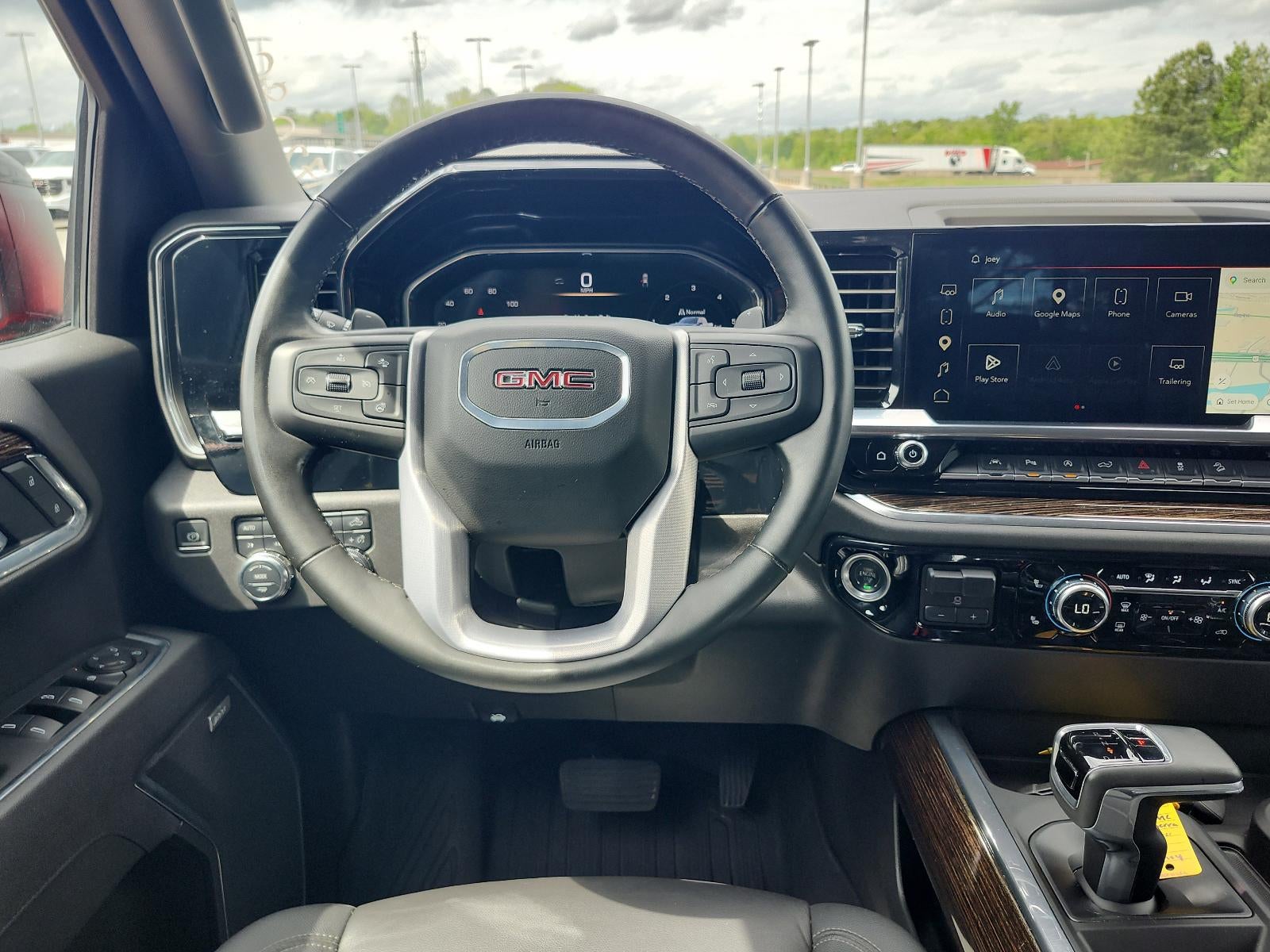 2025 GMC Sierra 1500 Elevation