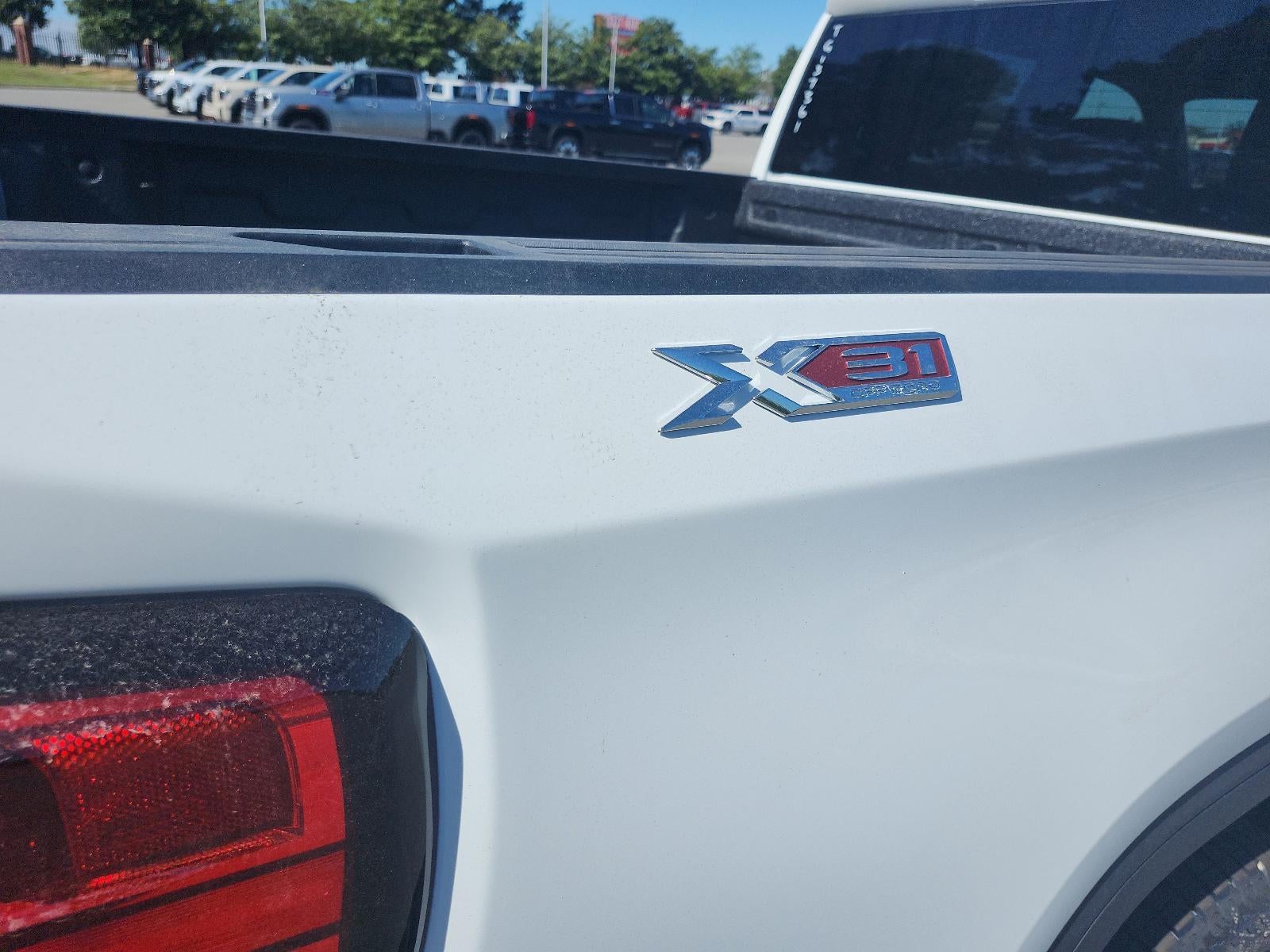 2026 GMC Sierra 1500 Crew Cab Short Box 4-Wheel Drive Elevation 3SB