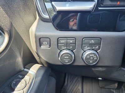 2026 GMC Sierra 1500 Crew Cab Short Box 4-Wheel Drive Elevation 3SB