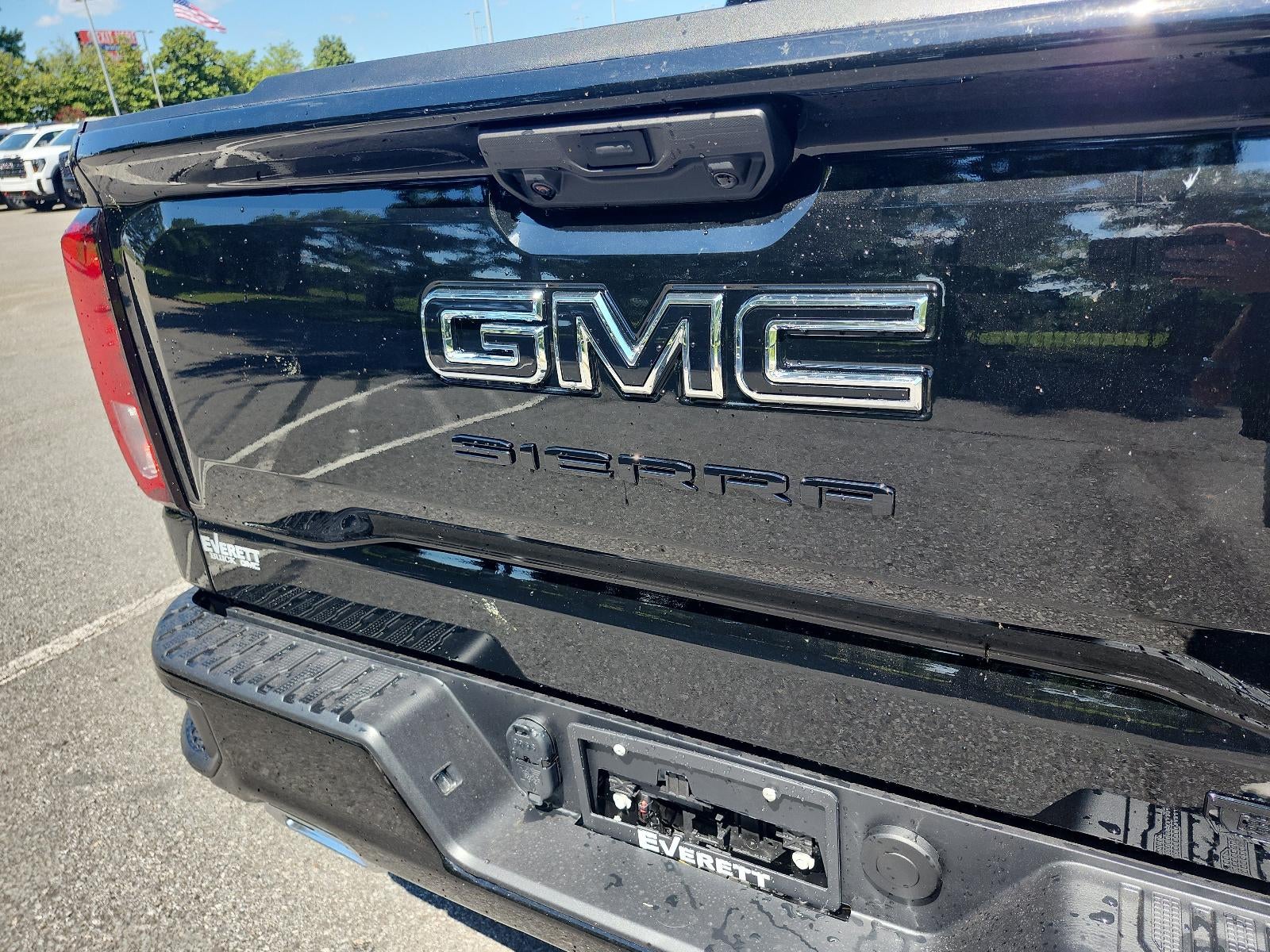 2026 GMC Sierra 1500 Crew Cab Short Box 4-Wheel Drive Elevation 3SB
