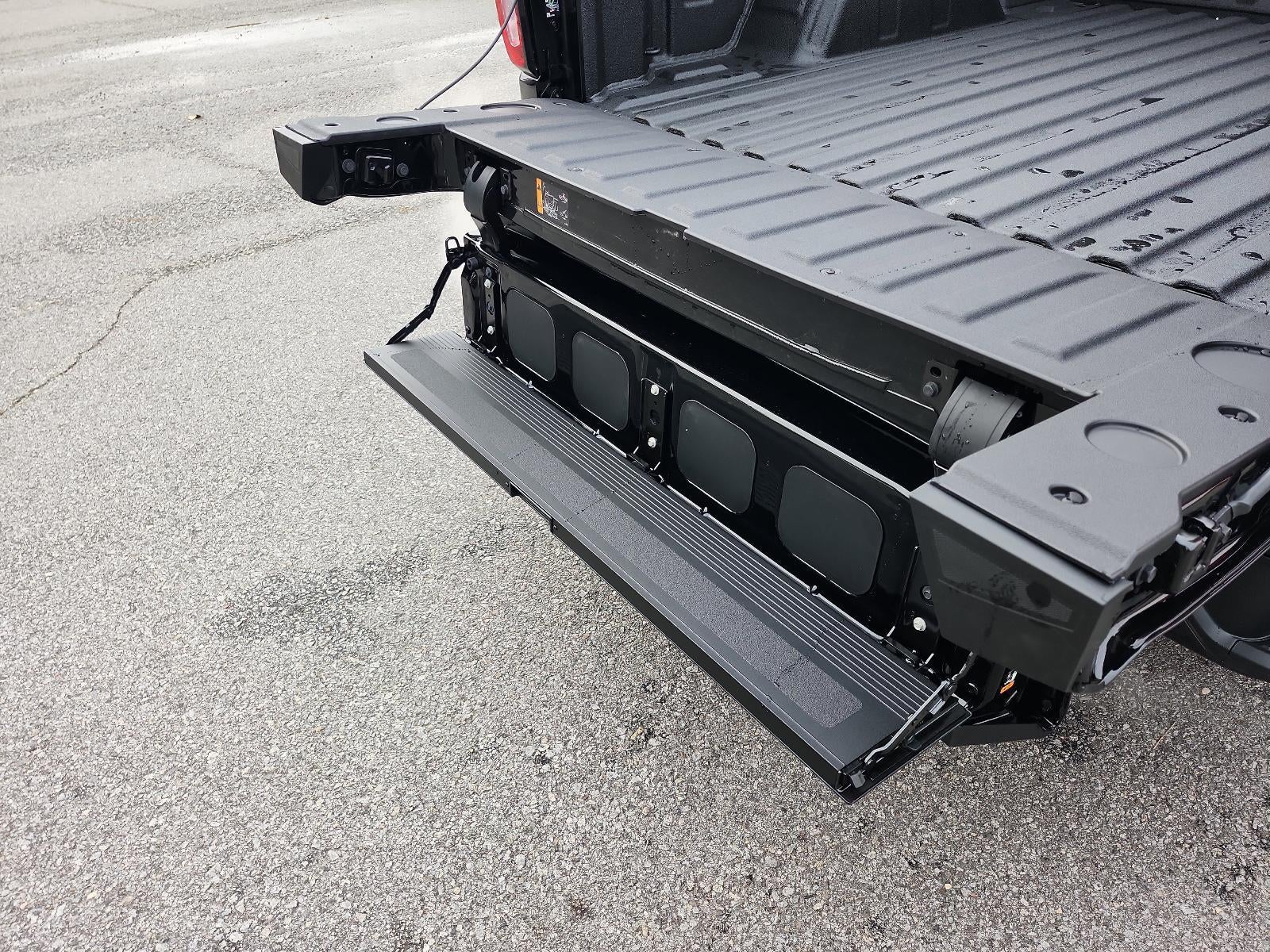 2026 GMC Sierra 1500 Crew Cab Short Box 4-Wheel Drive Elevation 3SB