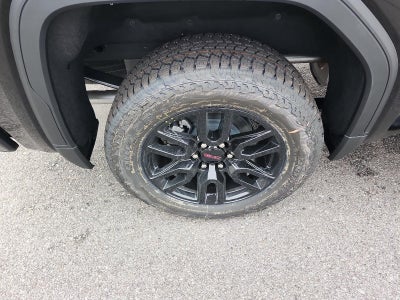 2026 GMC Sierra 1500 Crew Cab Short Box 4-Wheel Drive Elevation 3SB