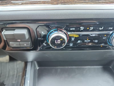2026 GMC Sierra 1500 Crew Cab Short Box 4-Wheel Drive Elevation 3SB