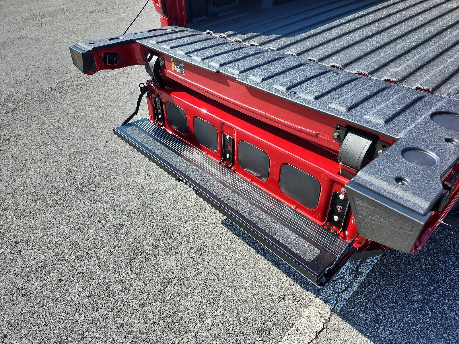 2026 GMC Sierra 1500 Crew Cab Short Box 4-Wheel Drive SLT