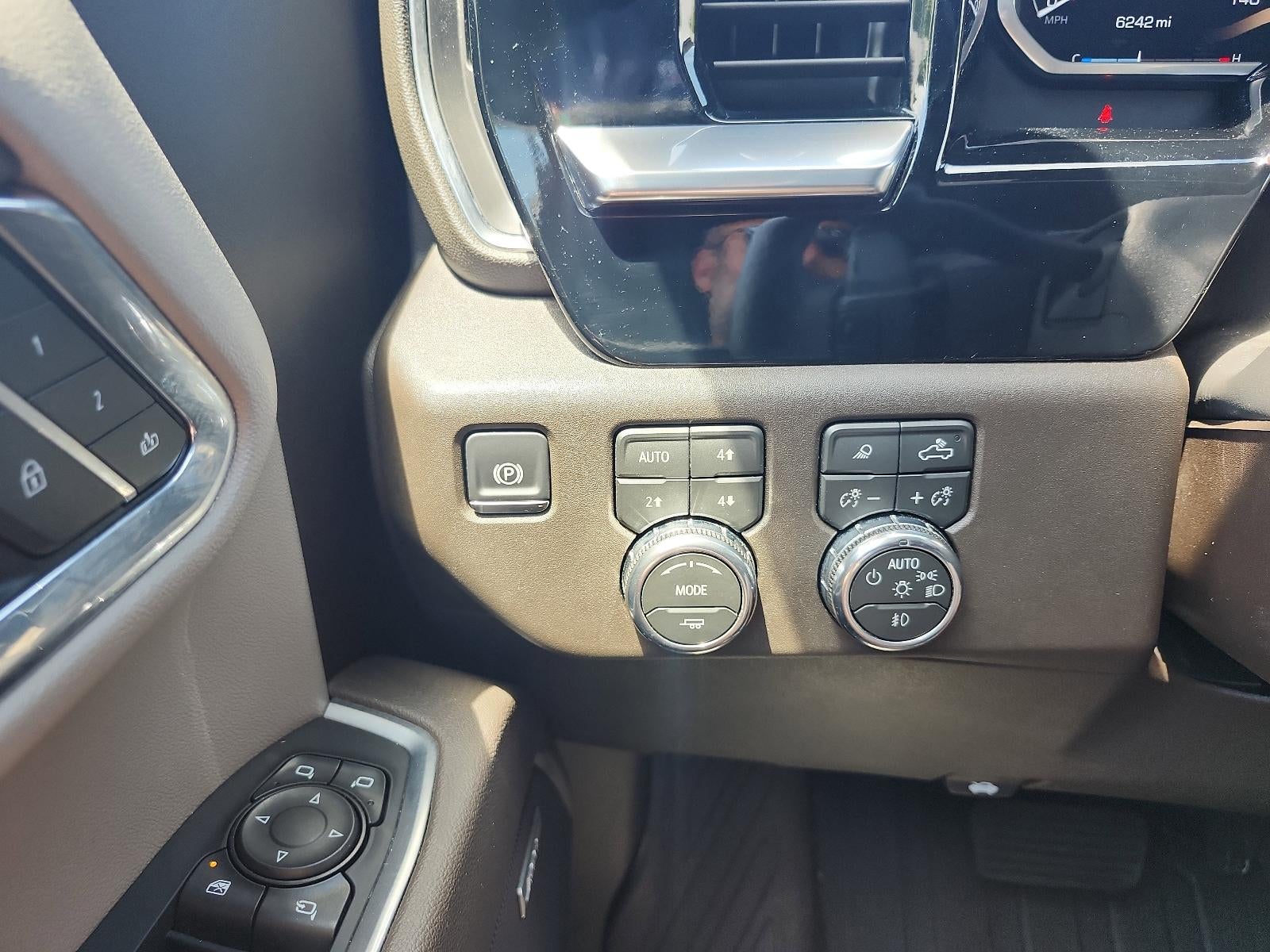 2026 GMC Sierra 1500 Crew Cab Short Box 4-Wheel Drive SLT