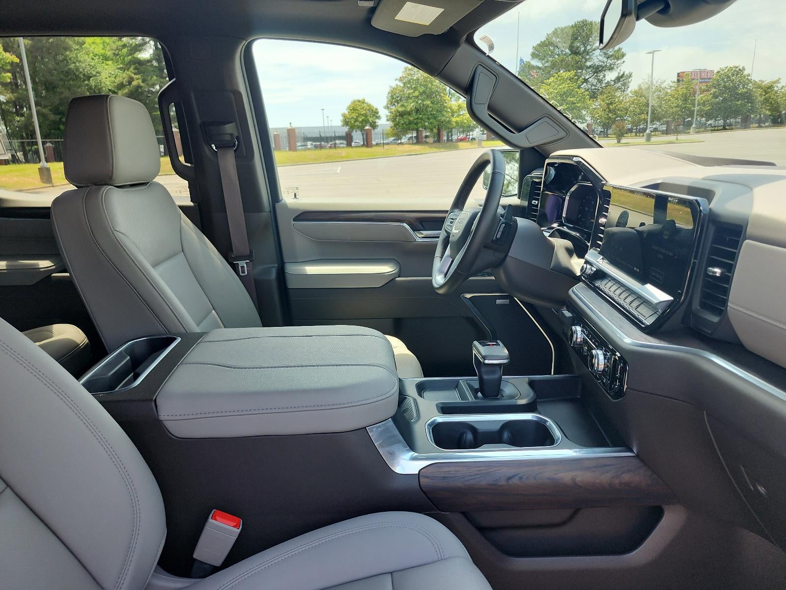 2026 GMC Sierra 1500 Crew Cab Short Box 4-Wheel Drive SLT