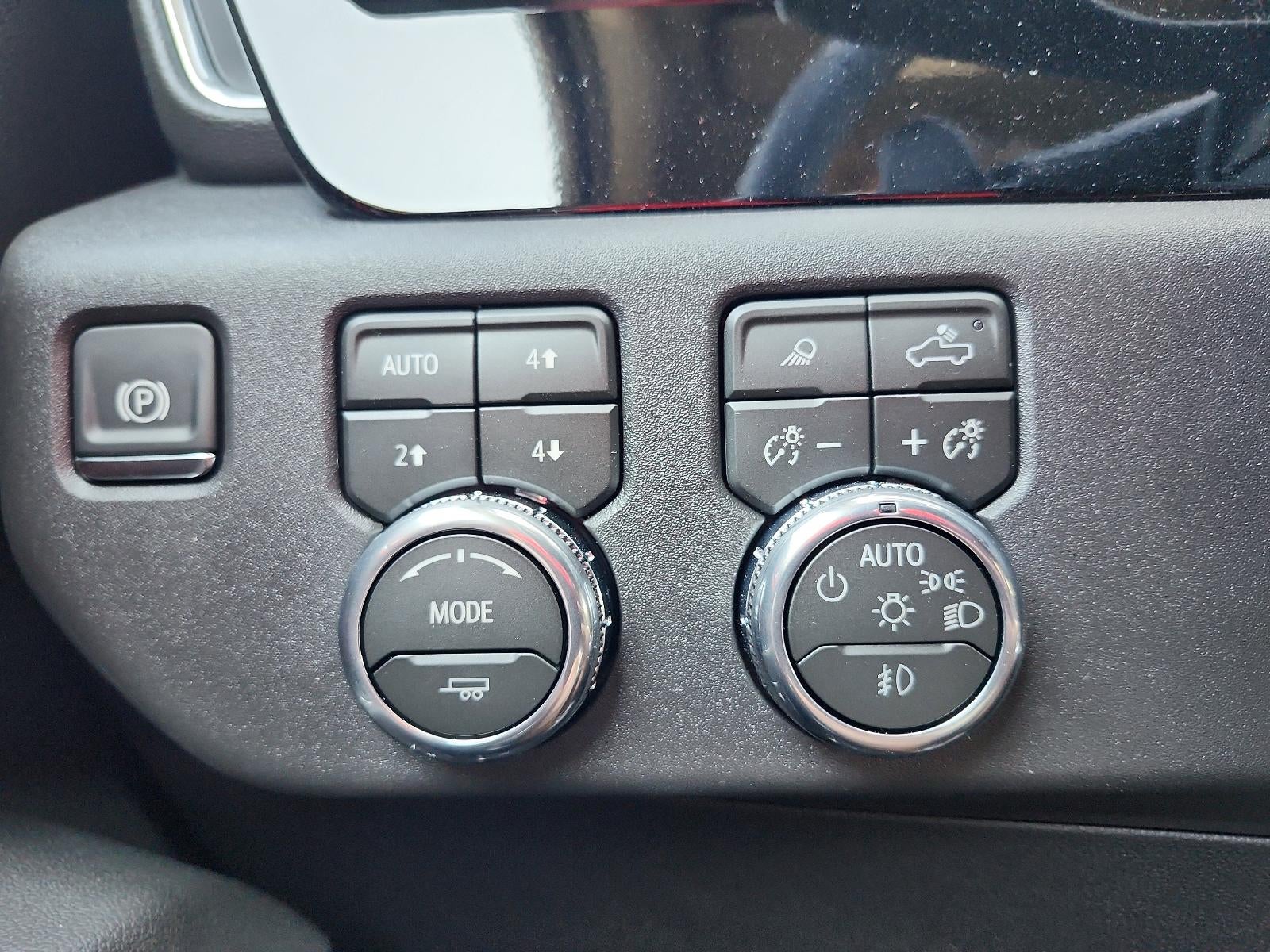 2026 GMC Sierra 1500 Crew Cab Short Box 4-Wheel Drive SLT