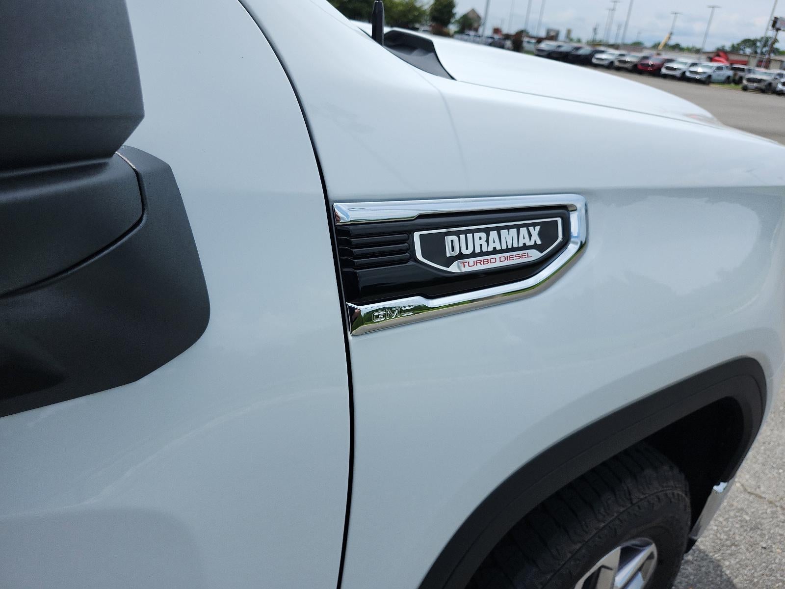 2026 GMC Sierra 1500 Crew Cab Short Box 4-Wheel Drive SLT