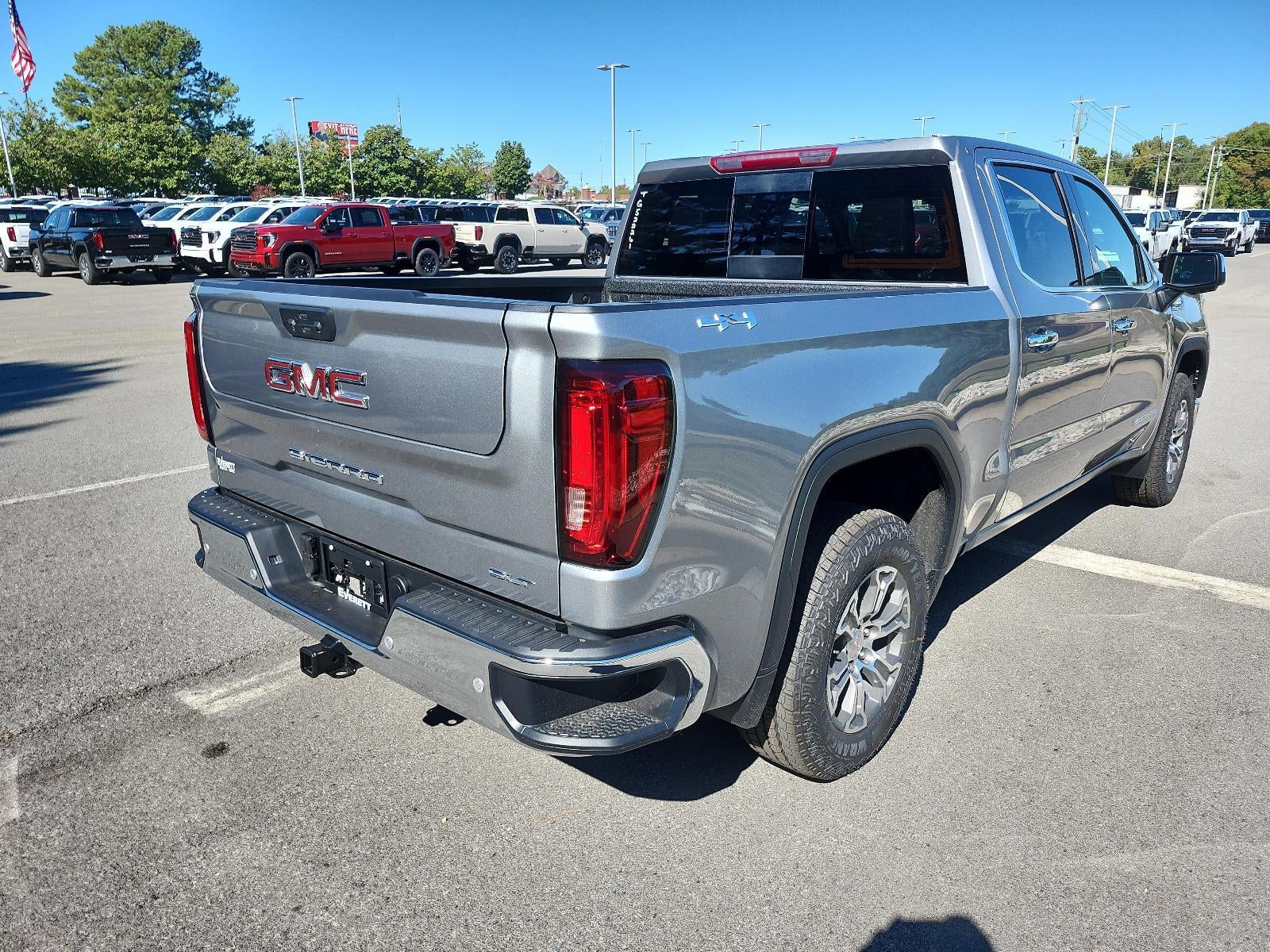 2026 GMC Sierra 1500 Crew Cab Short Box 4-Wheel Drive SLT