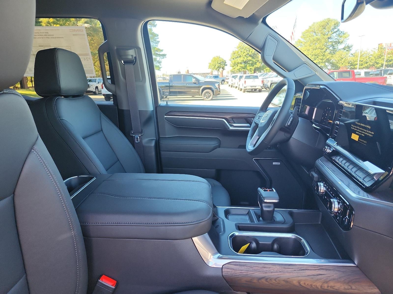 2026 GMC Sierra 1500 Crew Cab Short Box 4-Wheel Drive SLT