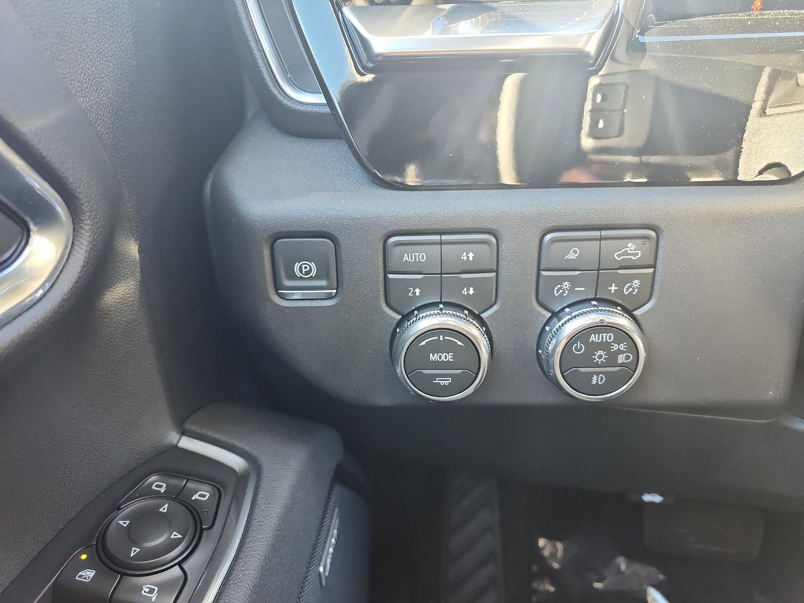 2026 GMC Sierra 1500 Crew Cab Short Box 4-Wheel Drive SLT