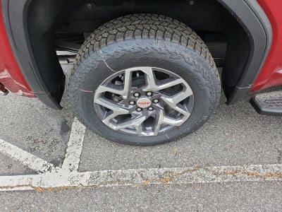 2026 GMC Sierra 1500 Crew Cab Short Box 4-Wheel Drive SLT