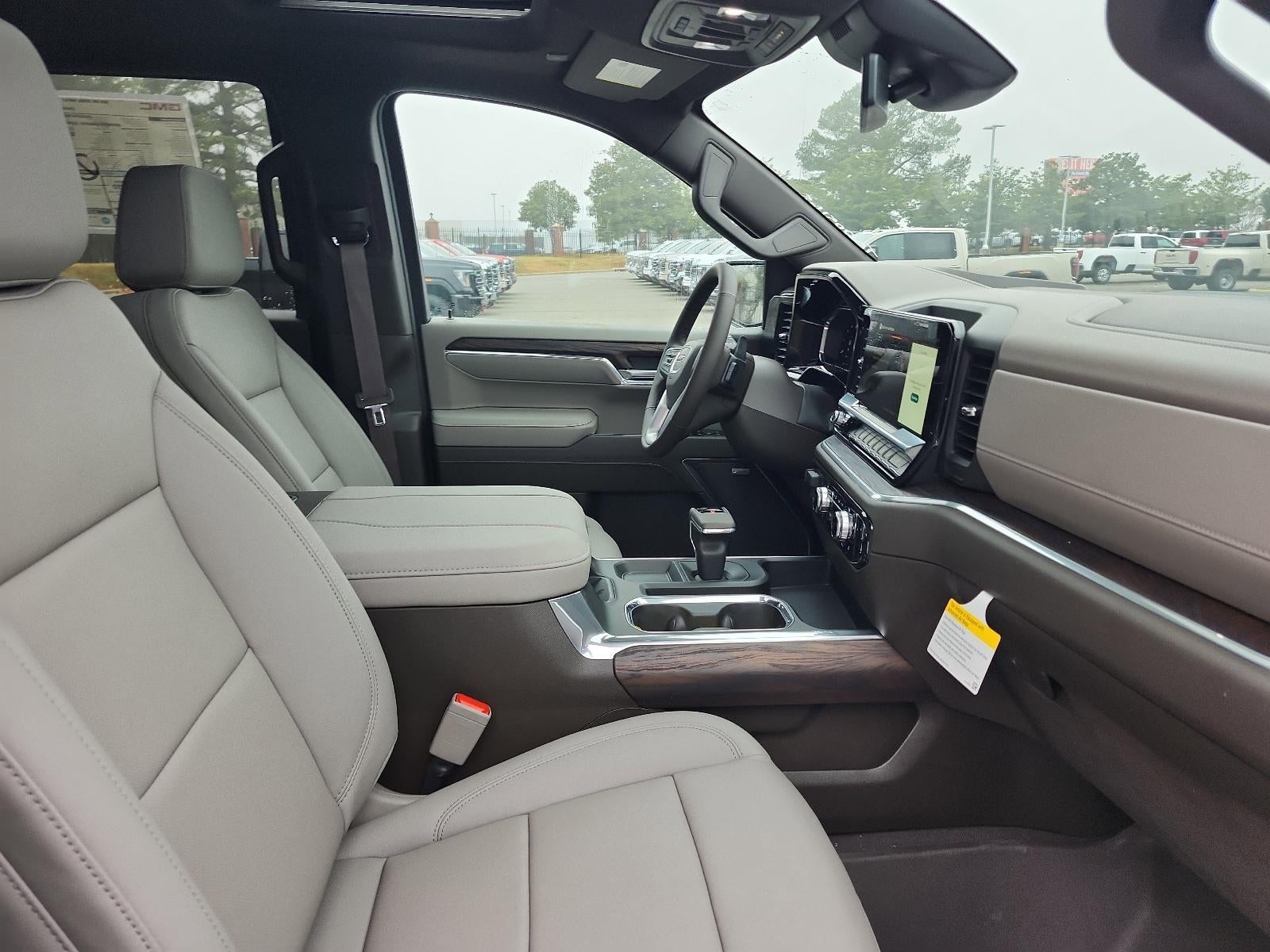 2026 GMC Sierra 1500 Crew Cab Short Box 4-Wheel Drive SLT