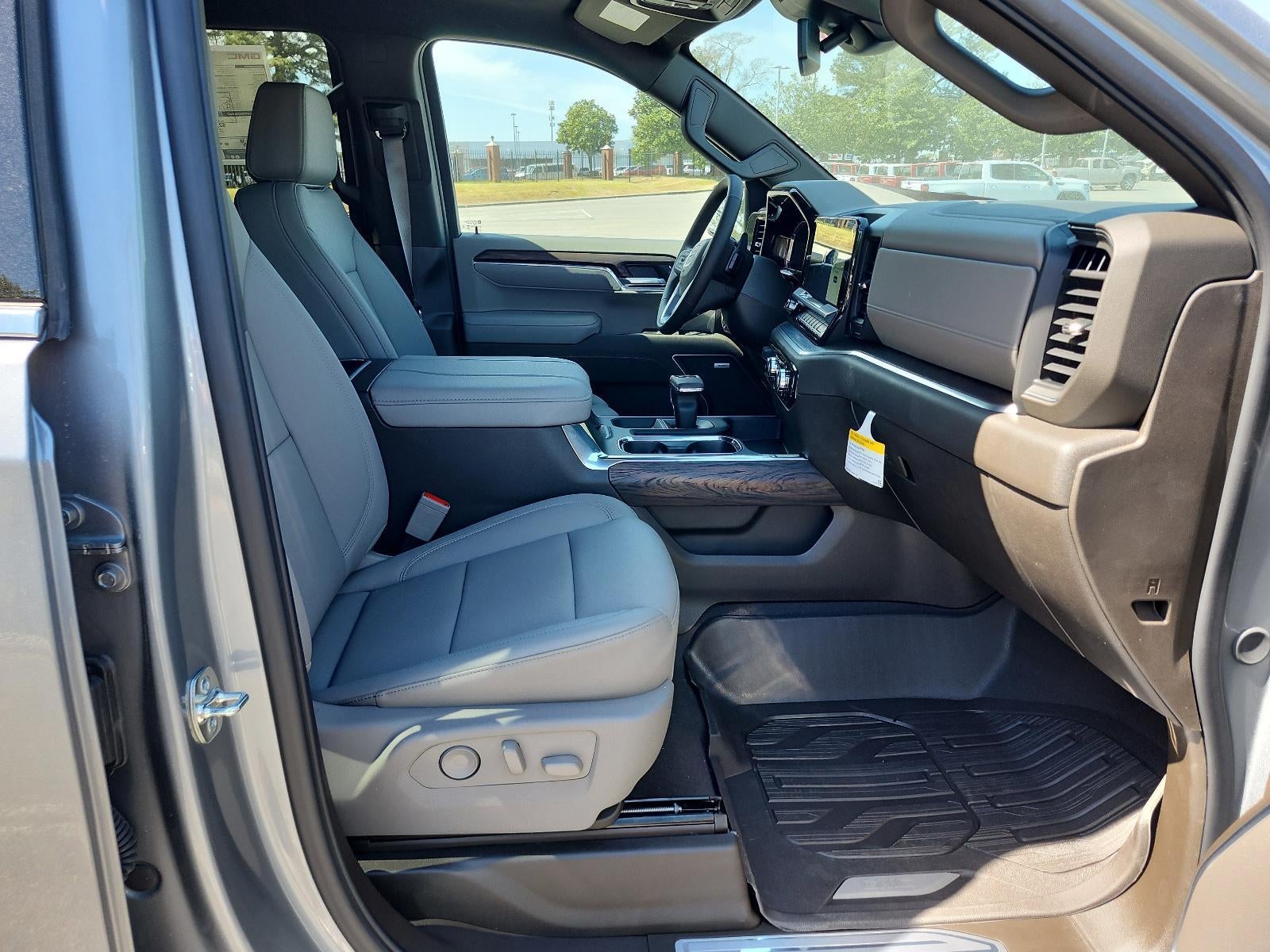 2026 GMC Sierra 1500 Crew Cab Short Box 4-Wheel Drive SLT