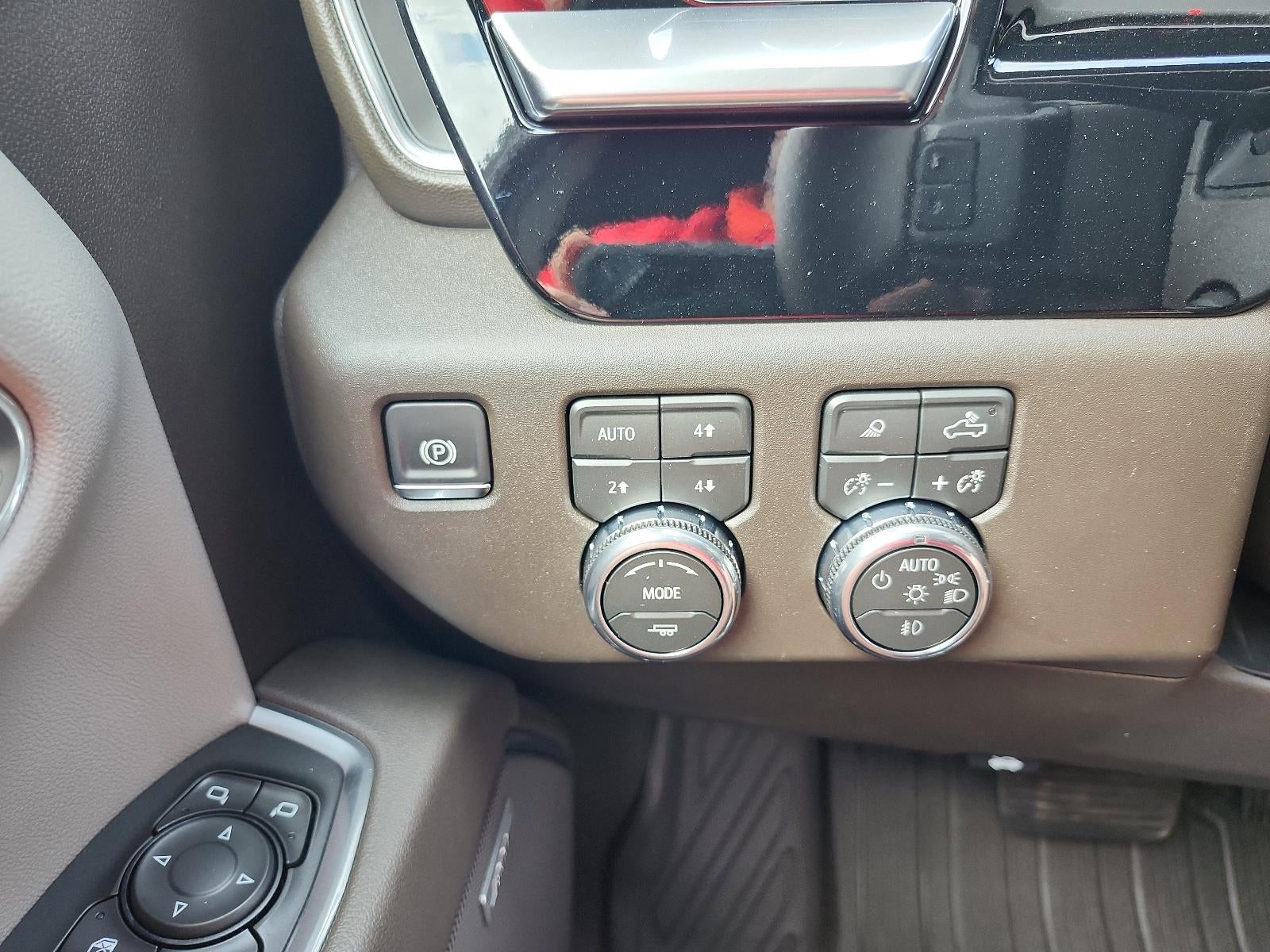 2026 GMC Sierra 1500 Crew Cab Short Box 4-Wheel Drive SLT