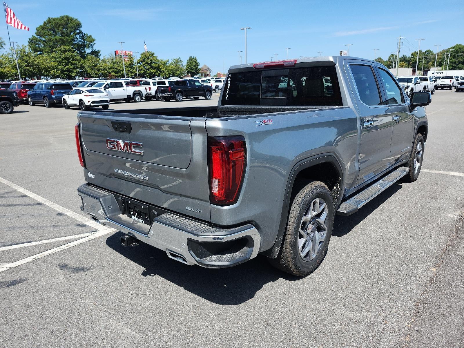 2026 GMC Sierra 1500 Crew Cab Short Box 4-Wheel Drive SLT
