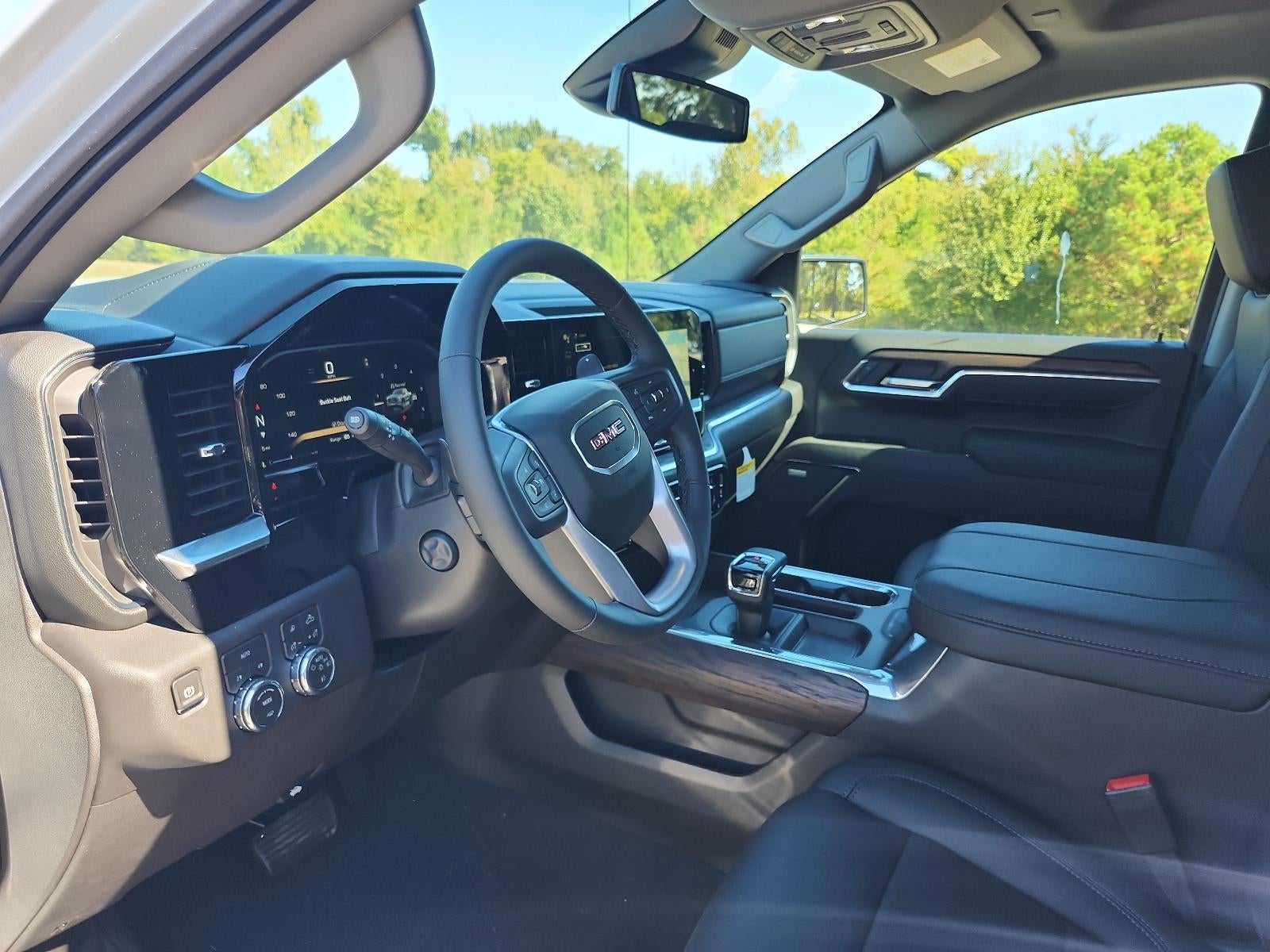 2026 GMC Sierra 1500 Crew Cab Short Box 4-Wheel Drive SLT
