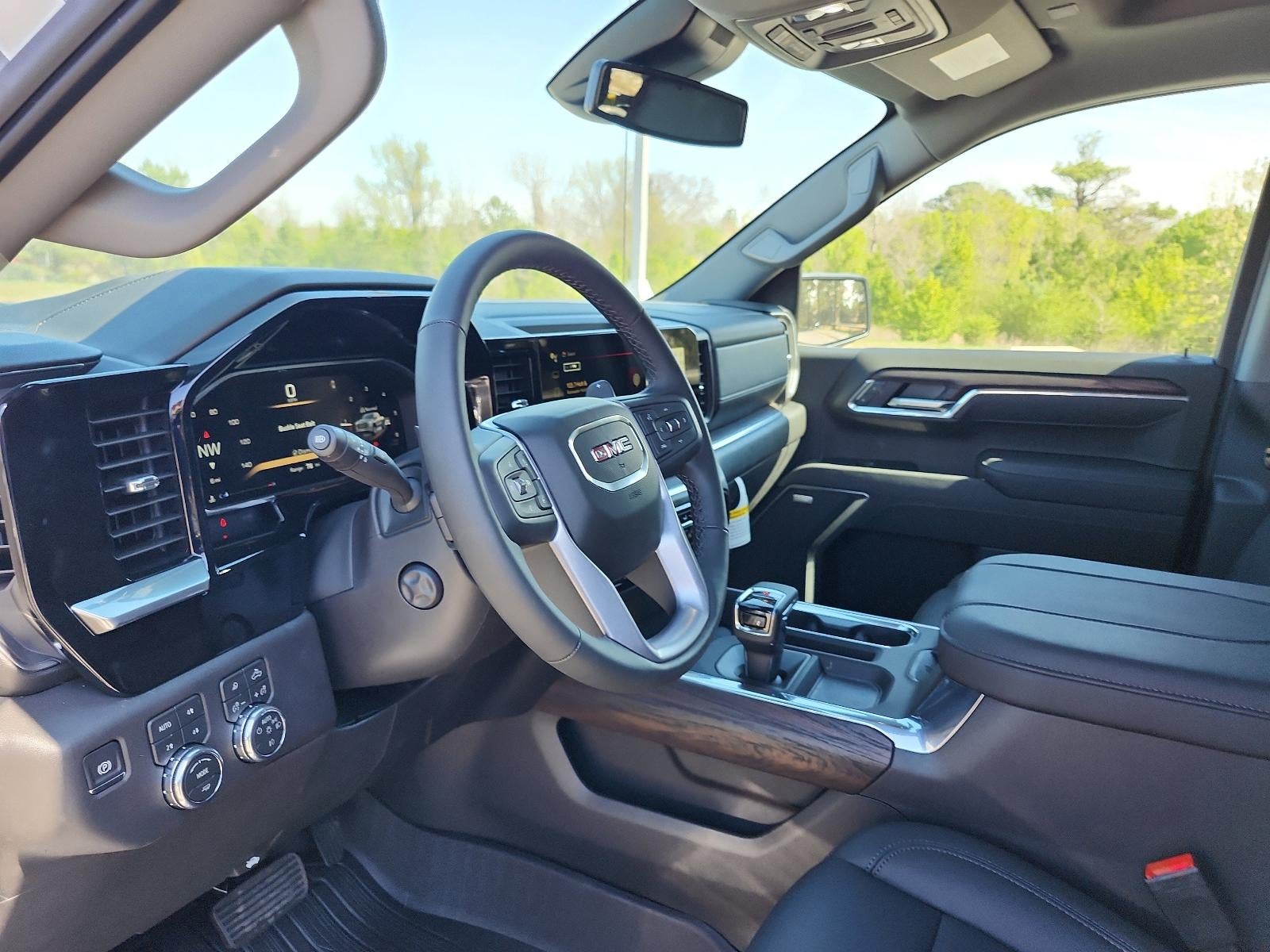 2026 GMC Sierra 1500 Crew Cab Short Box 4-Wheel Drive SLT