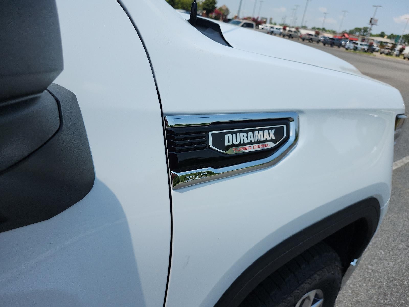 2026 GMC Sierra 1500 Crew Cab Short Box 4-Wheel Drive SLT