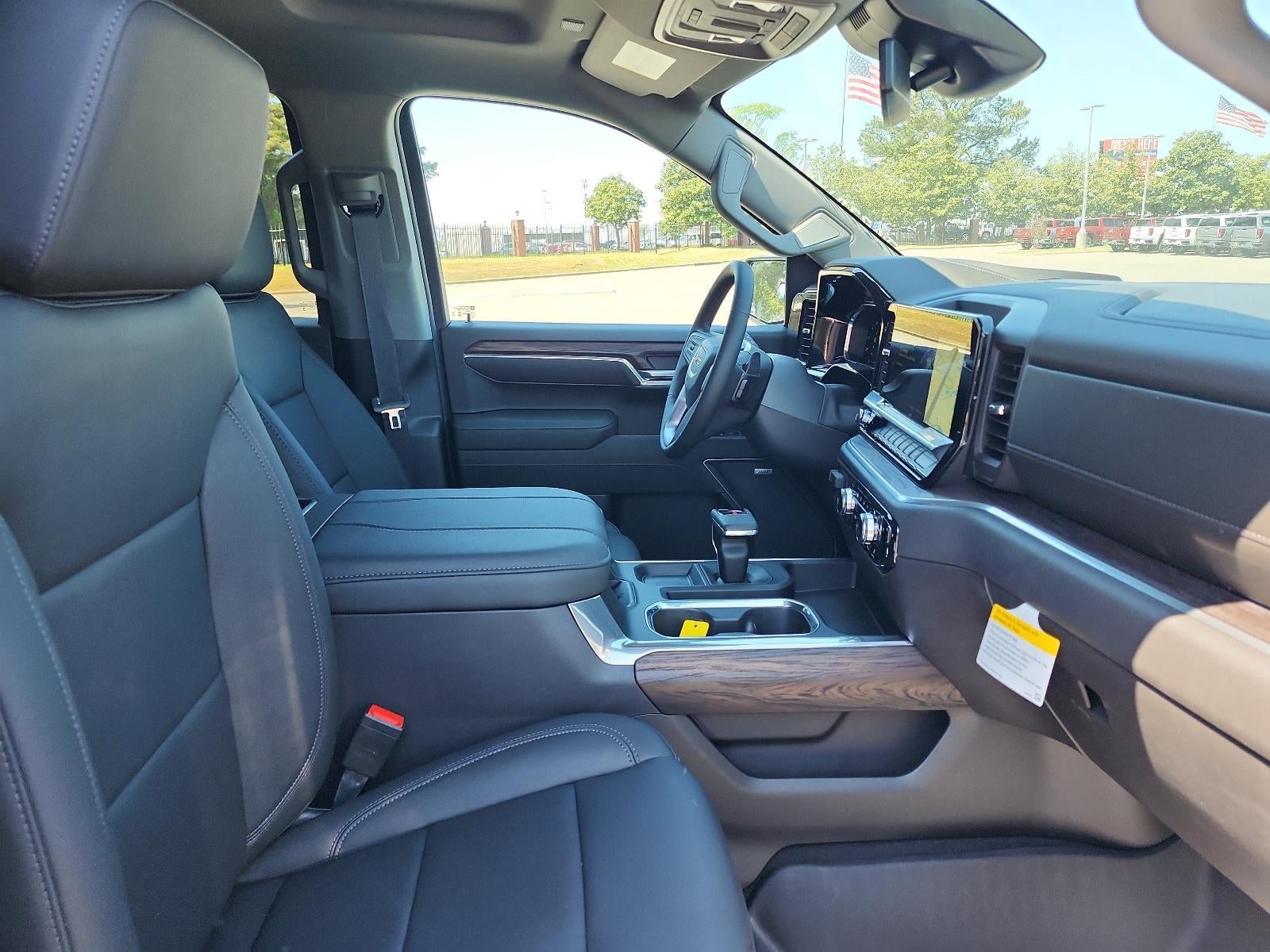 2026 GMC Sierra 1500 Crew Cab Short Box 4-Wheel Drive SLT