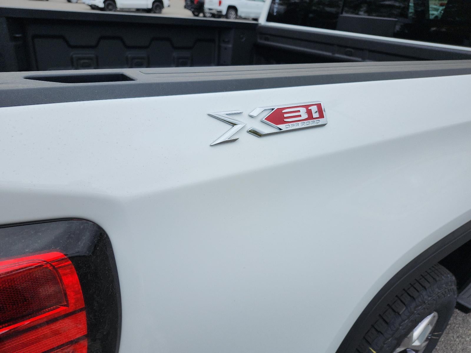 2026 GMC Sierra 1500 Crew Cab Short Box 4-Wheel Drive SLT