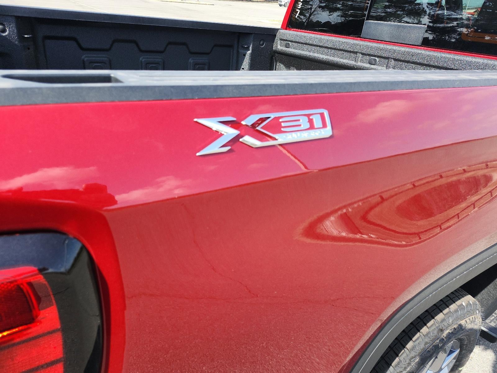 2026 GMC Sierra 1500 Crew Cab Short Box 4-Wheel Drive SLT