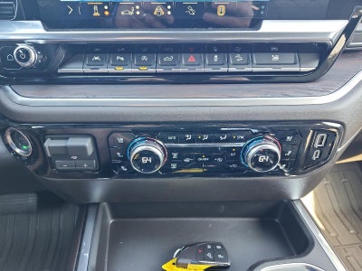 2026 GMC Sierra 1500 Crew Cab Short Box 4-Wheel Drive SLT