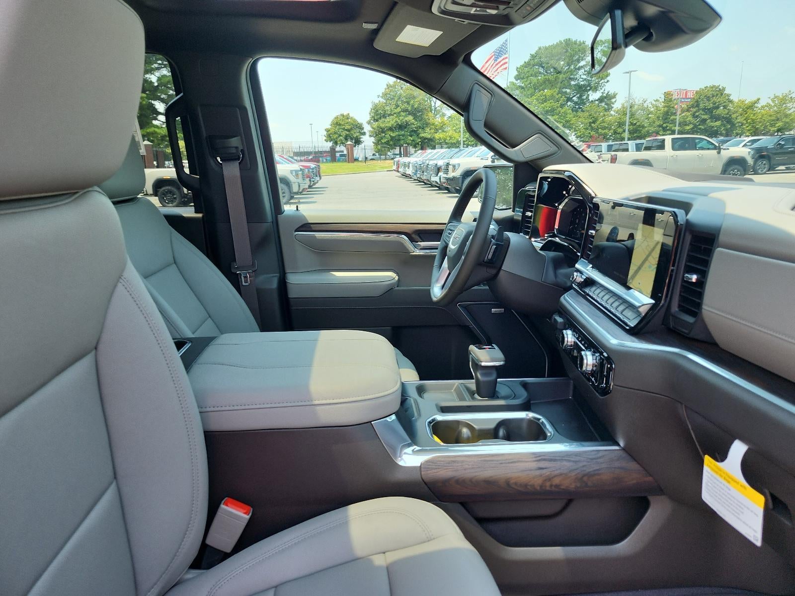 2026 GMC Sierra 1500 Crew Cab Short Box 4-Wheel Drive SLT