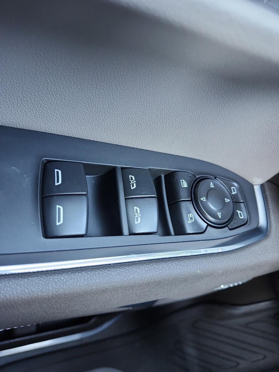 2026 GMC Sierra 1500 Crew Cab Short Box 4-Wheel Drive SLT