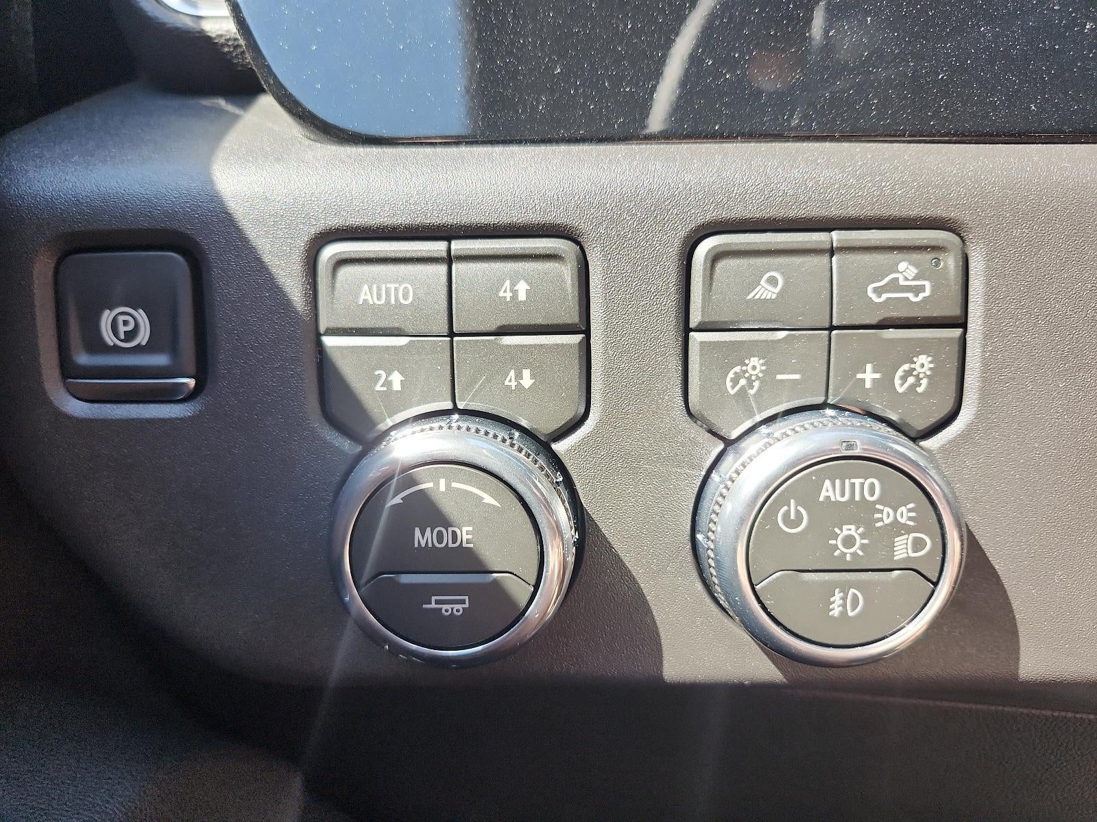 2026 GMC Sierra 1500 Crew Cab Short Box 4-Wheel Drive SLT