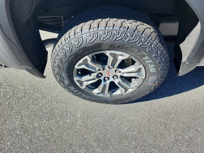 2026 GMC Sierra 1500 Crew Cab Short Box 4-Wheel Drive SLT