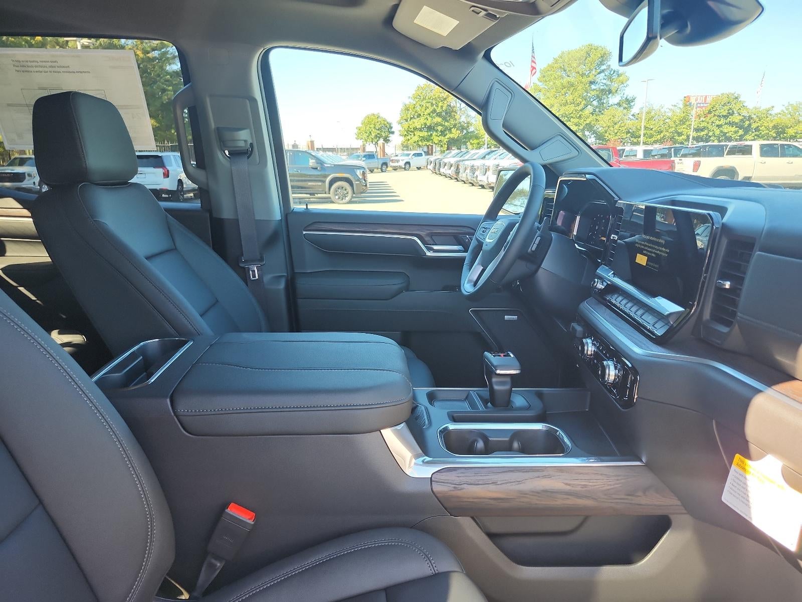 2026 GMC Sierra 1500 Crew Cab Short Box 4-Wheel Drive SLT