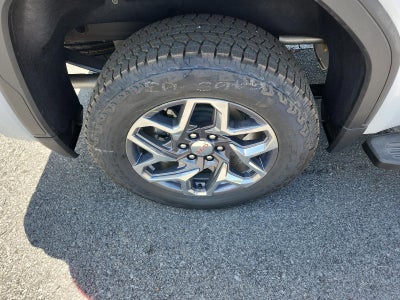 2026 GMC Sierra 1500 Crew Cab Short Box 4-Wheel Drive SLT