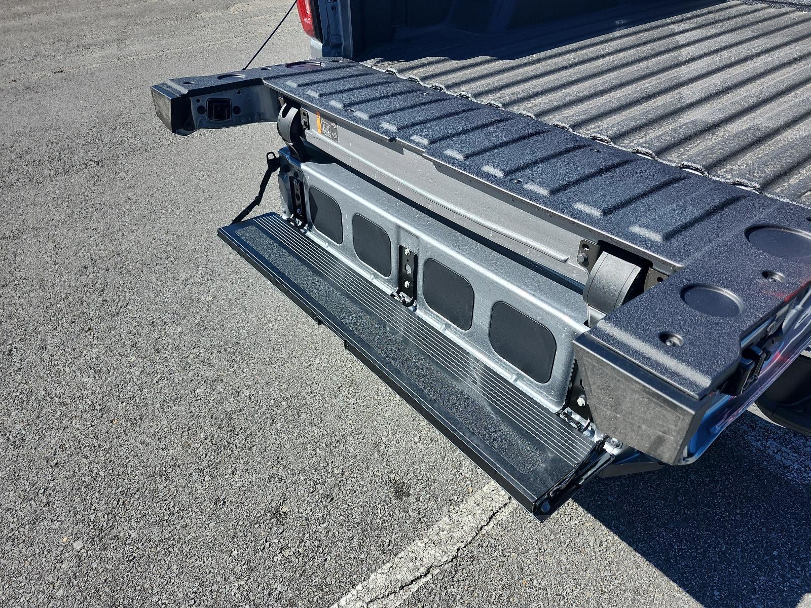 2026 GMC Sierra 1500 Crew Cab Short Box 4-Wheel Drive SLT