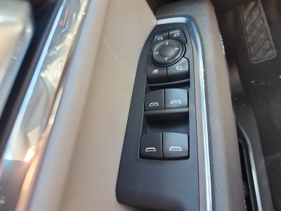 2026 GMC Sierra 1500 Crew Cab Short Box 4-Wheel Drive SLT
