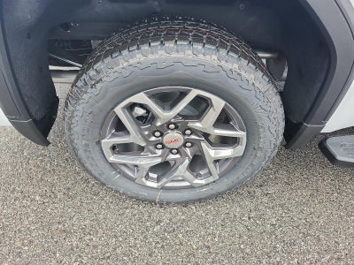 2026 GMC Sierra 1500 Crew Cab Short Box 4-Wheel Drive SLT