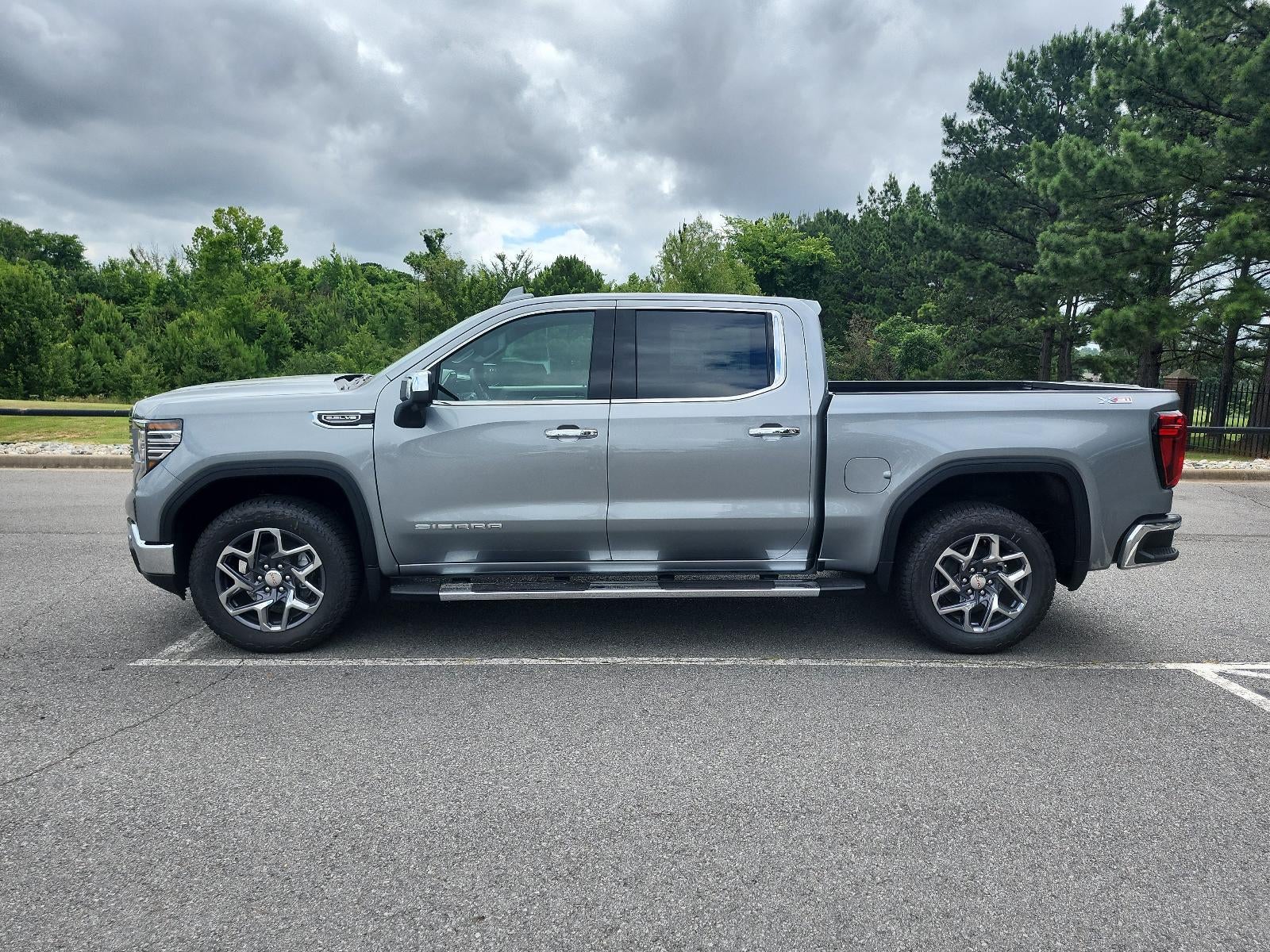 2026 GMC Sierra 1500 Crew Cab Short Box 4-Wheel Drive SLT