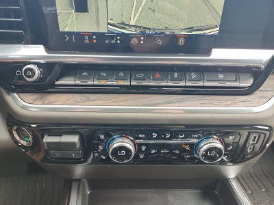 2026 GMC Sierra 1500 Crew Cab Short Box 4-Wheel Drive SLT