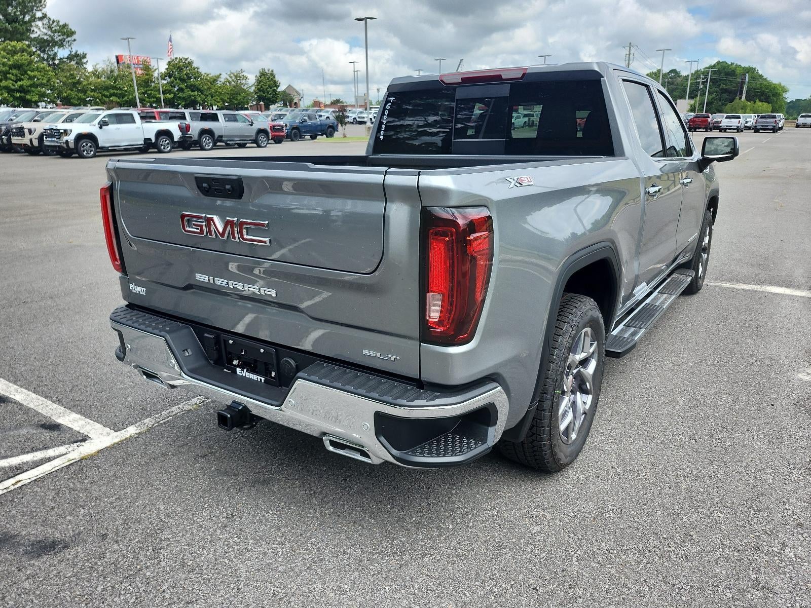 2026 GMC Sierra 1500 Crew Cab Short Box 4-Wheel Drive SLT