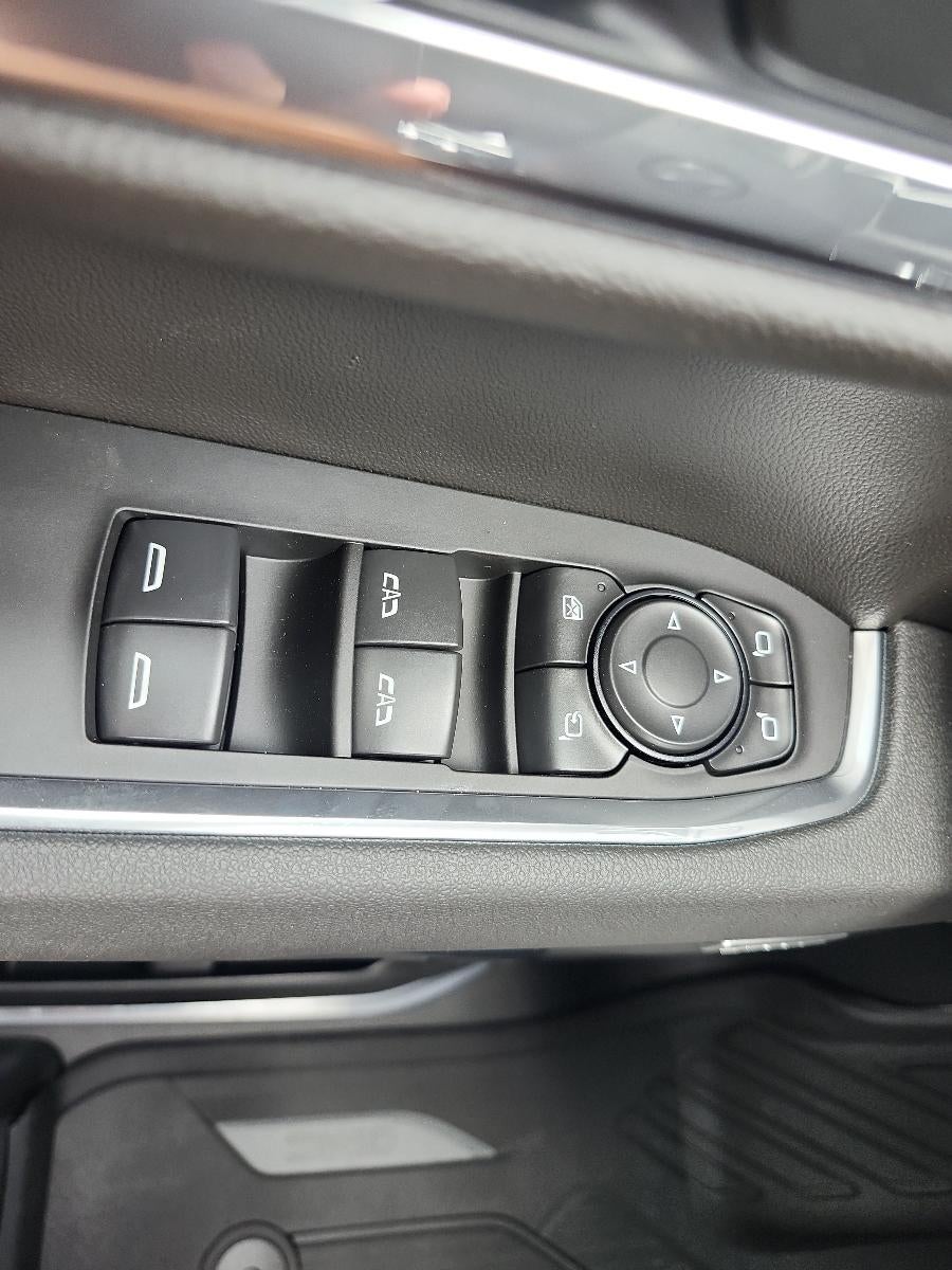2026 GMC Sierra 1500 Crew Cab Short Box 4-Wheel Drive SLT