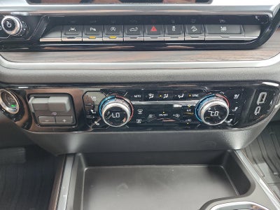 2026 GMC Sierra 1500 Crew Cab Short Box 4-Wheel Drive SLT