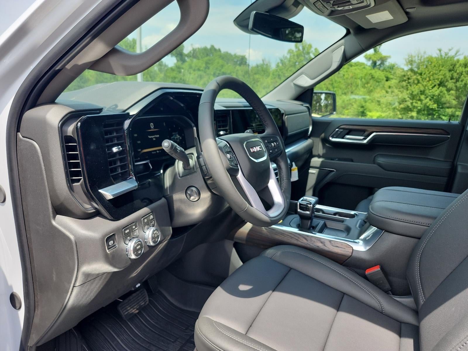 2026 GMC Sierra 1500 Crew Cab Short Box 4-Wheel Drive SLT