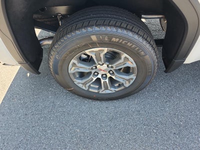 2026 GMC Sierra 1500 Crew Cab Short Box 4-Wheel Drive SLT