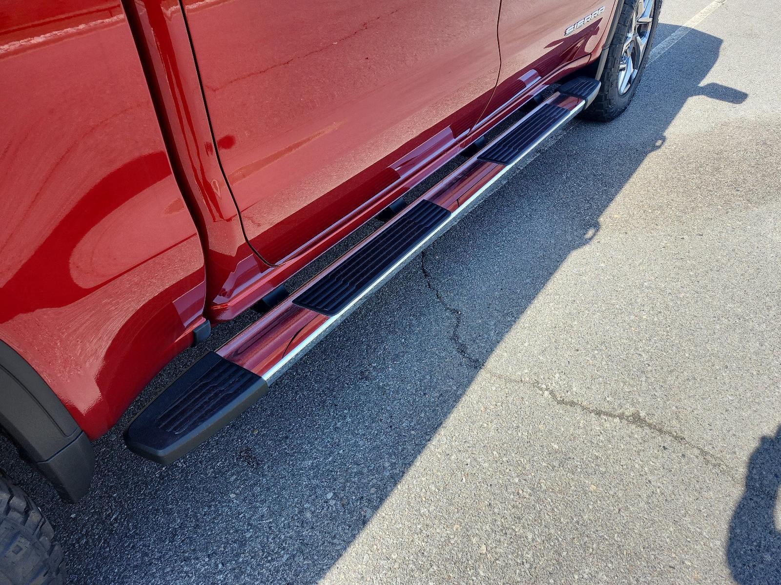 2026 GMC Sierra 1500 Crew Cab Short Box 4-Wheel Drive SLT