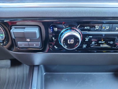 2026 GMC Sierra 1500 Crew Cab Short Box 4-Wheel Drive SLT