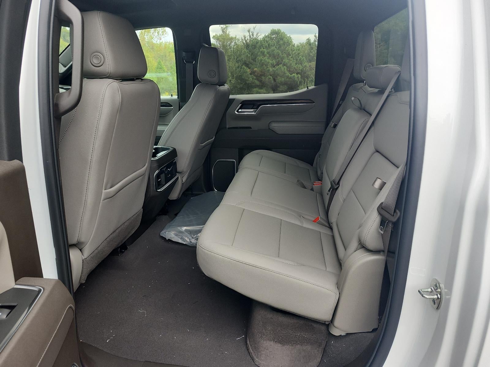 2026 GMC Sierra 1500 Crew Cab Short Box 4-Wheel Drive SLT