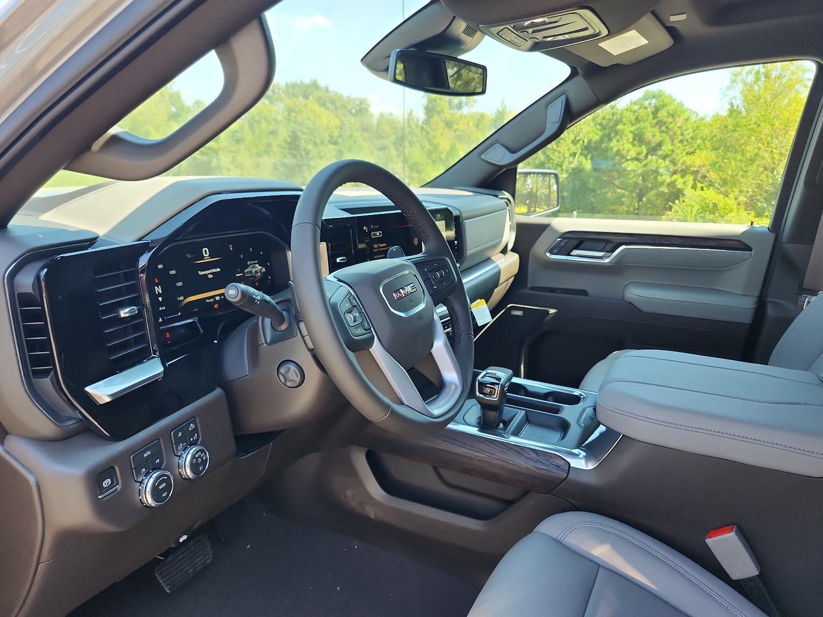 2026 GMC Sierra 1500 Crew Cab Short Box 4-Wheel Drive SLT
